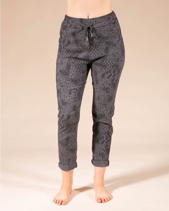 Snake Jenna Relaxed Trouser | Charcoal Grey