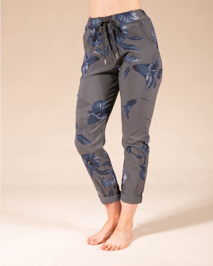 Lily Jenna Relaxed Trouser | Charcoal Grey