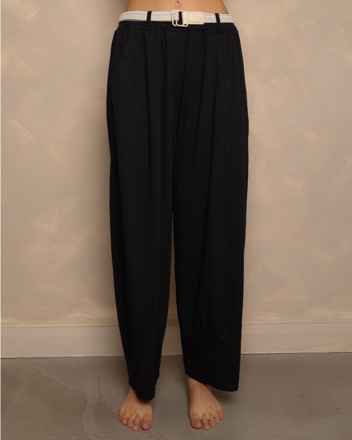 Sienna Relaxed Belted Trousers – Black