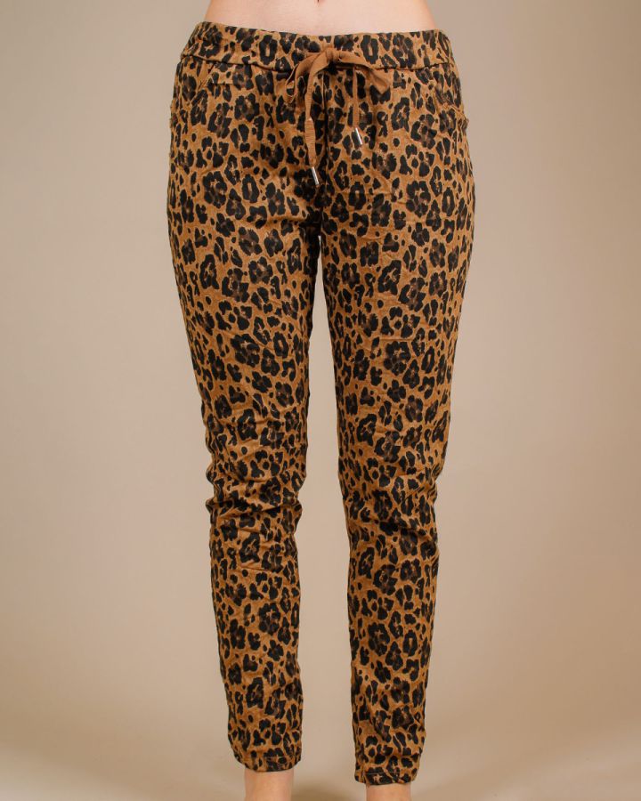 Leopard Jenna Relaxed Trouser | Brown